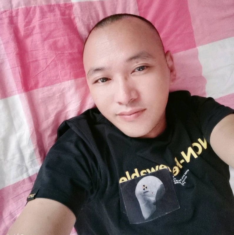 求脱单的第一张照片--汕头相亲服务中心