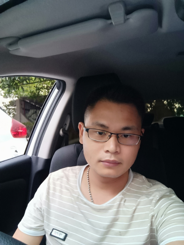 水明的第一张照片--汕头相亲服务中心