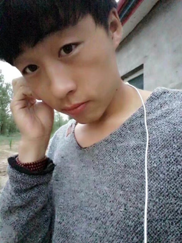 小胡的第一张照片--汕头相亲服务中心