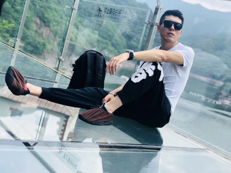 庄周梦蝶的第一张照片--汕头相亲服务中心