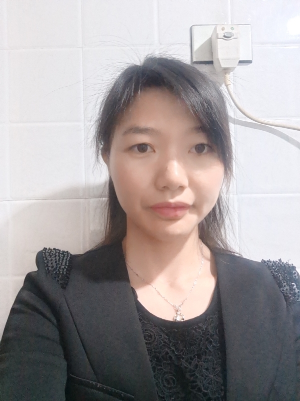 hely的第三张照片--汕头相亲服务中心