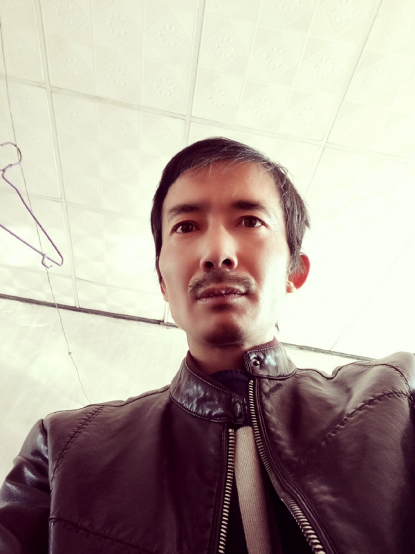 好久好久的第二张照片--汕头相亲服务中心