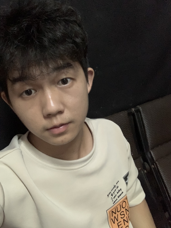 na?s?s的第一张照片--汕头相亲服务中心