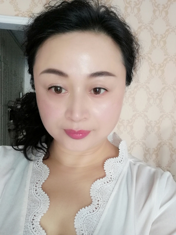 花谢花飞的第一张照片--汕头相亲服务中心