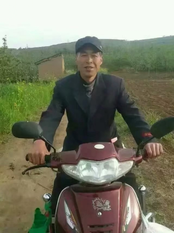 牵手随缘的第一张照片--汕头相亲服务中心