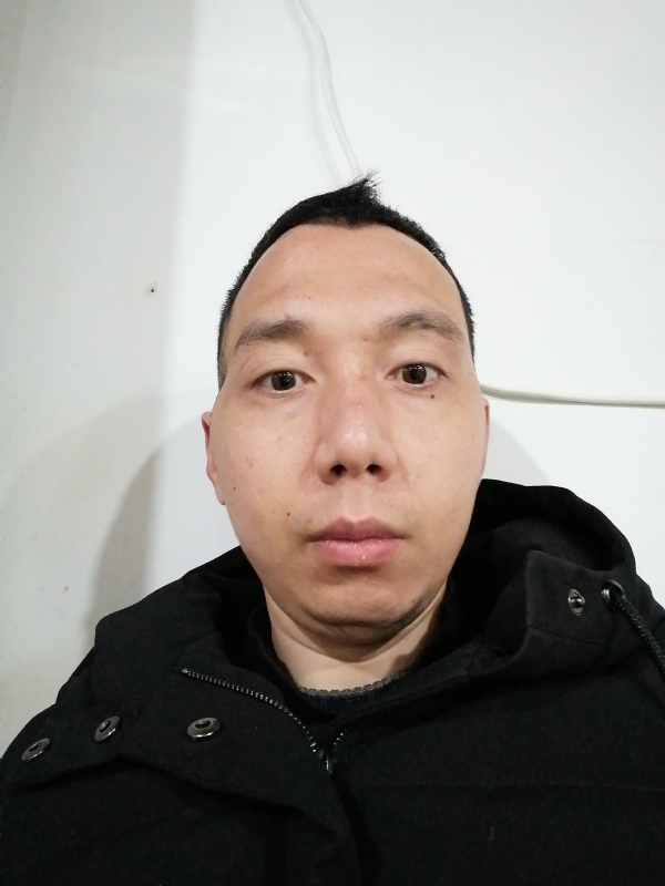 我要捡钱的第一张照片--汕头相亲服务中心