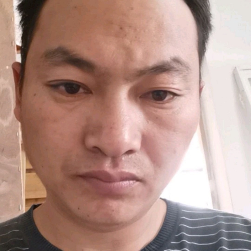 黎离的第一张照片--汕头相亲服务中心