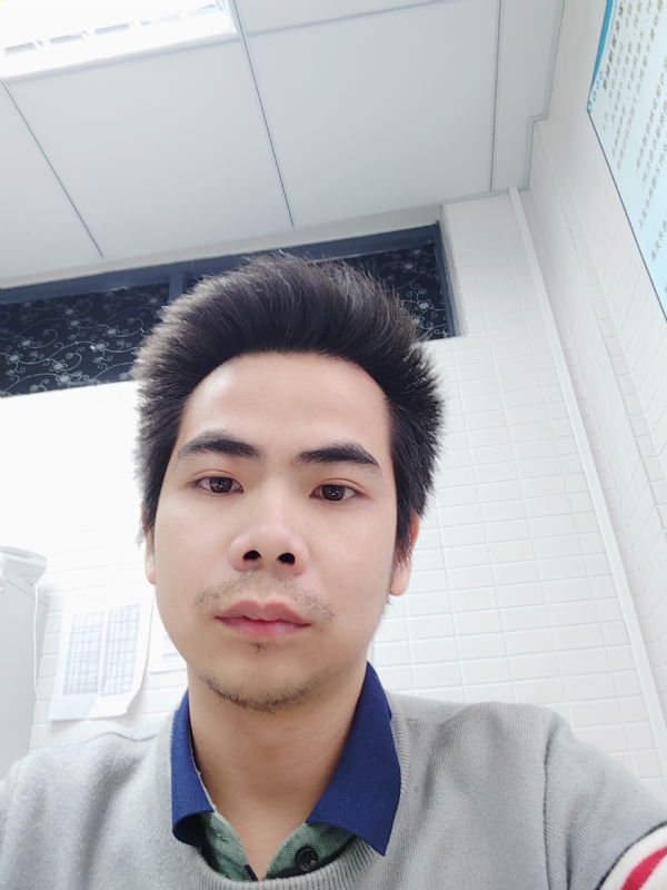 蓝先生的第一张照片--汕头相亲服务中心