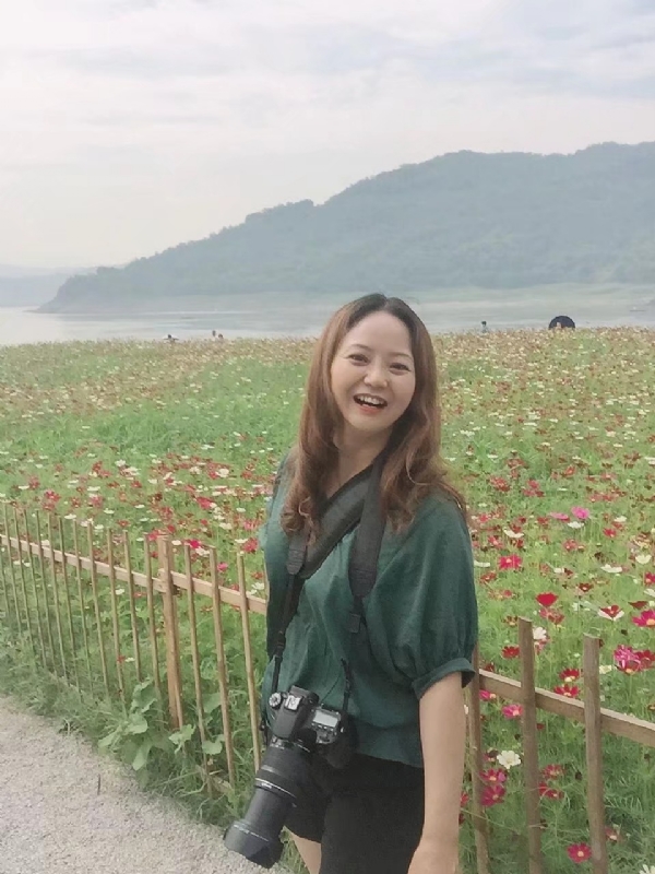 花雨的第一张照片--汕头相亲服务中心