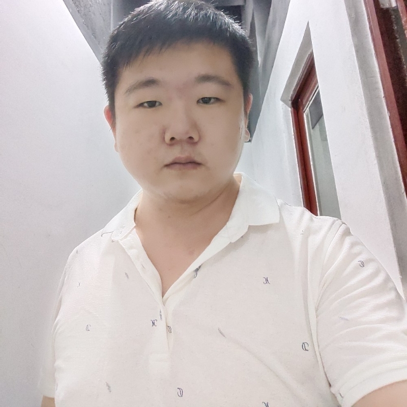 苍凉的第二张照片--汕头相亲服务中心