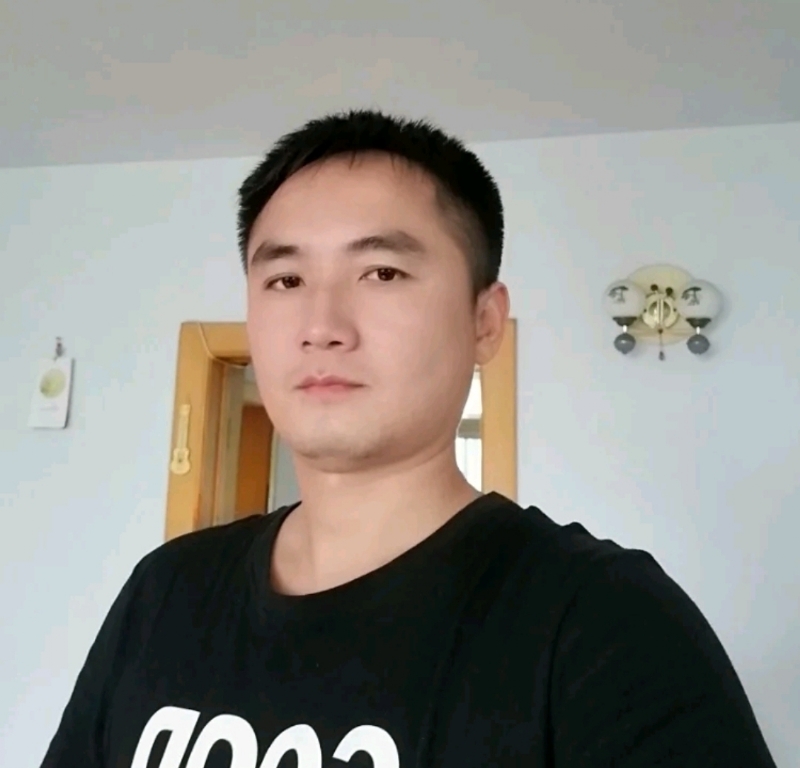 素年锦时的第一张照片--汕头相亲服务中心