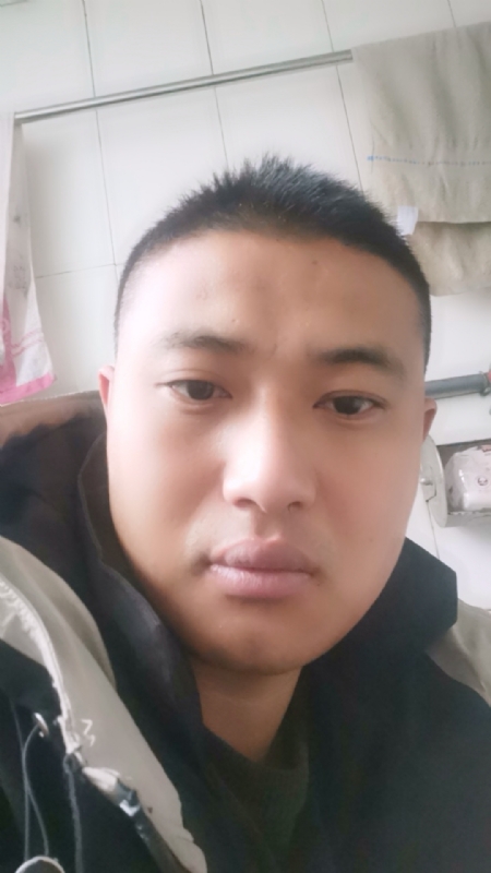 烟花再美不过瞬间的第一张照片--汕头相亲服务中心