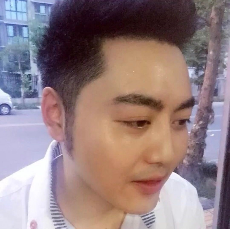 加油吧少年的第二张照片--汕头相亲服务中心