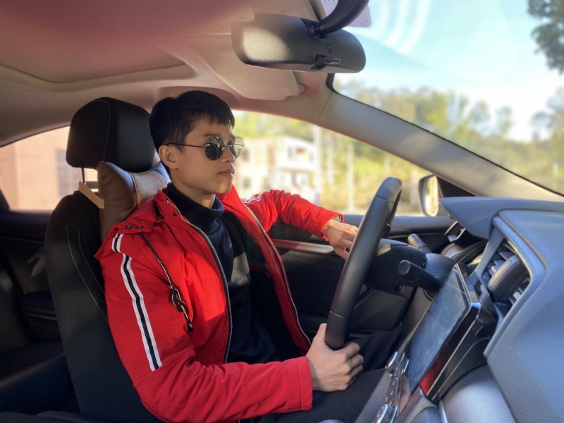 林威成的第二张照片--汕头相亲服务中心