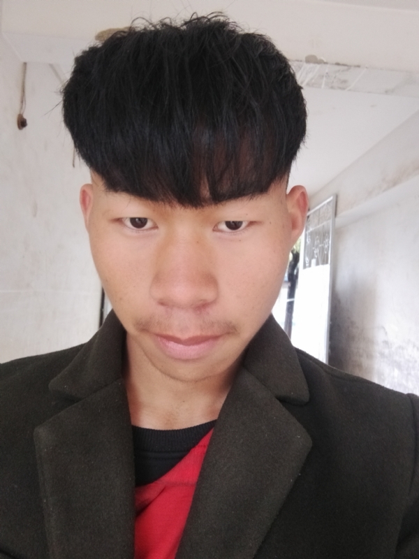 少年不在少的第二张照片--汕头相亲服务中心