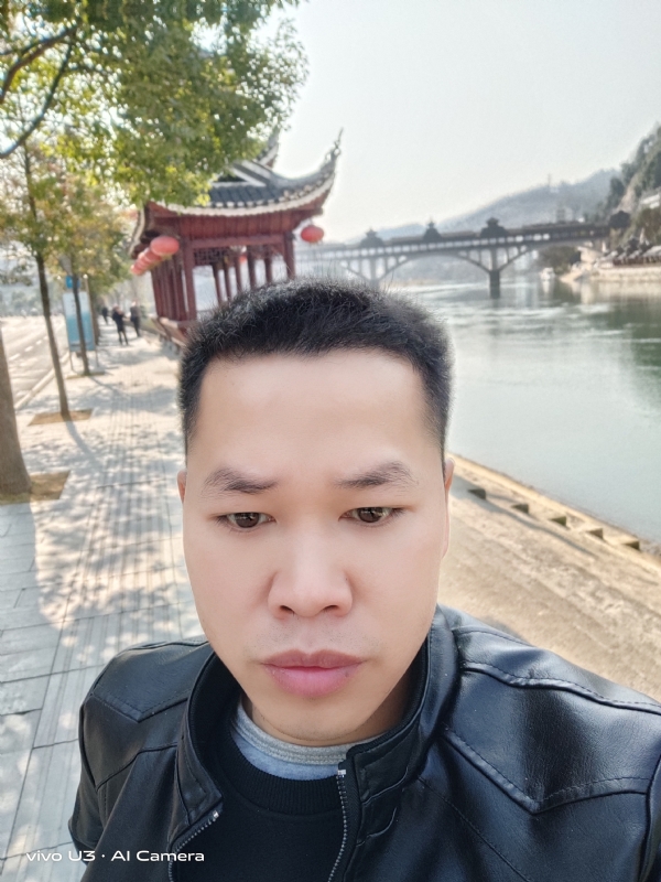 啊锦的第二张照片--汕头相亲服务中心