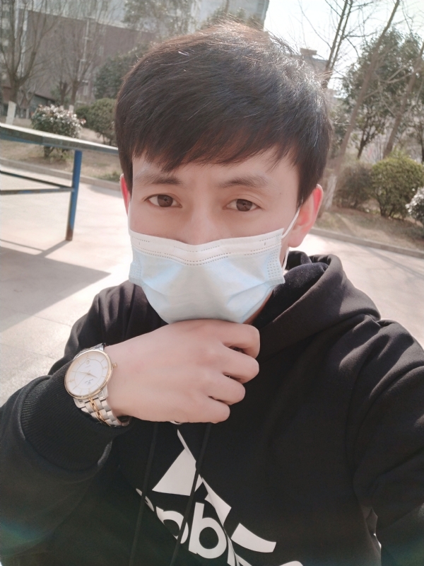 简单的幸福的第一张照片--汕头相亲服务中心