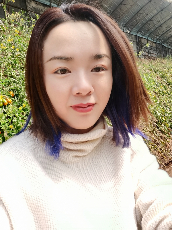 欣欣向荣的第一张照片--汕头相亲服务中心