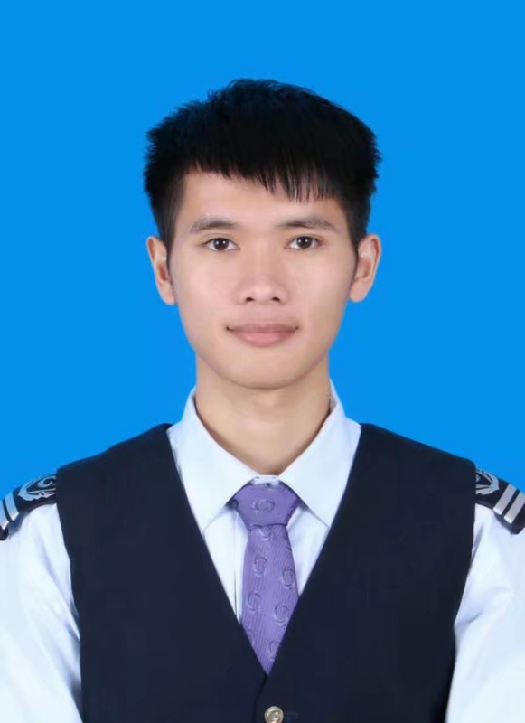 一头奔跑的熊的第一张照片--汕头相亲服务中心