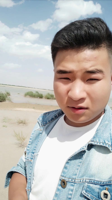 王强的第一张照片--汕头相亲服务中心