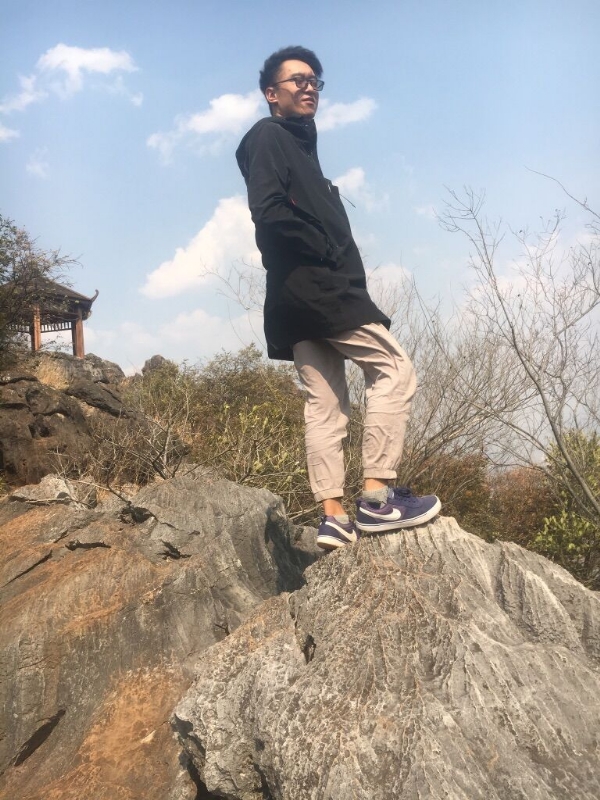 雨夜寻知己的第一张照片--汕头相亲服务中心