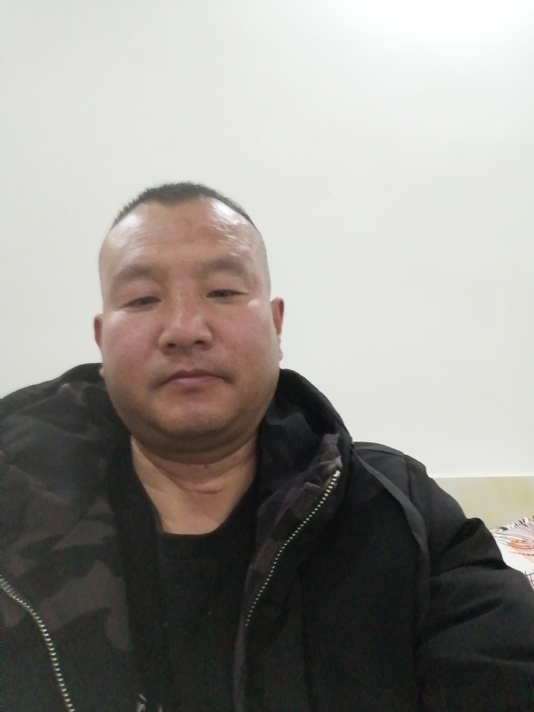 肖小江的第一张照片--汕头相亲服务中心