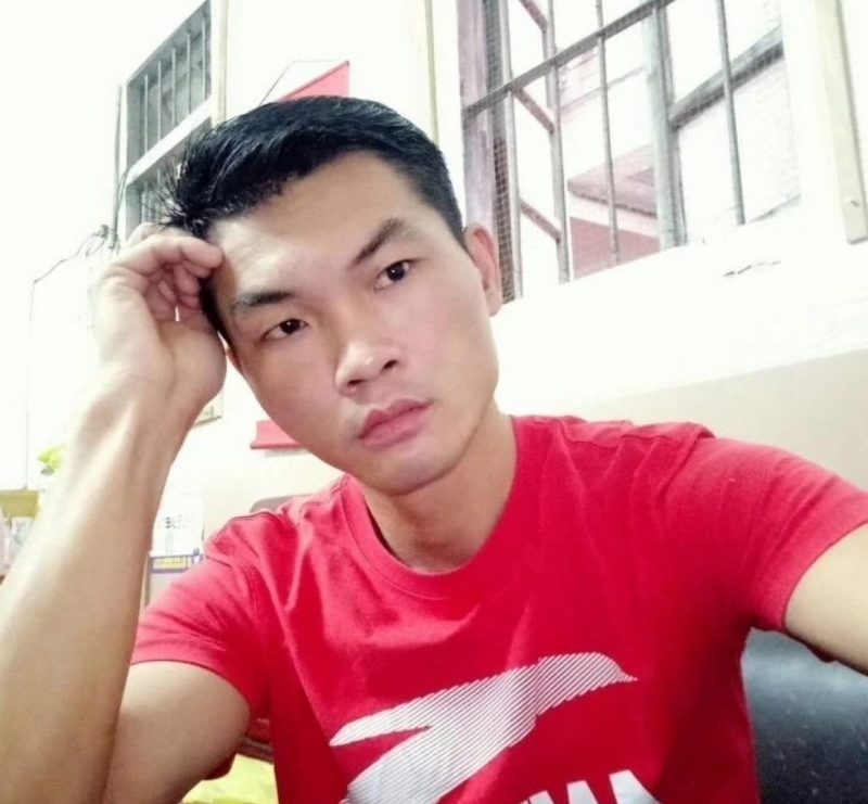 英俊的台灯的第一张照片--汕头相亲服务中心