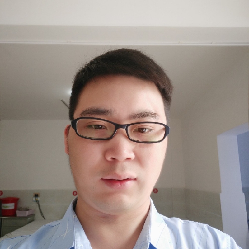 漂泊的孤影的第一张照片--汕头相亲服务中心