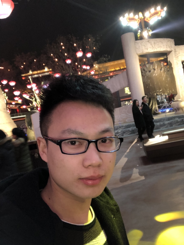 吃葡萄不吐葡萄皮的第一张照片--汕头相亲服务中心