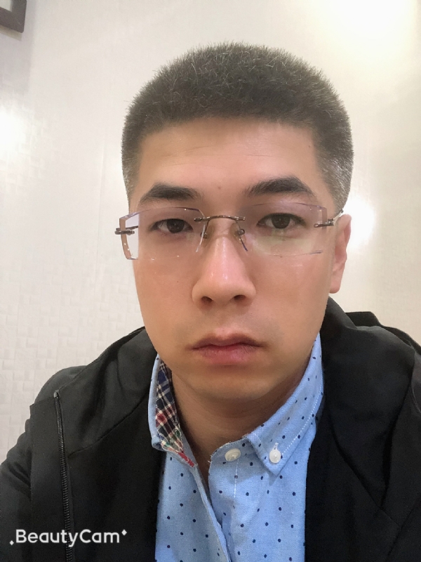 情伤的第一张照片--汕头相亲服务中心