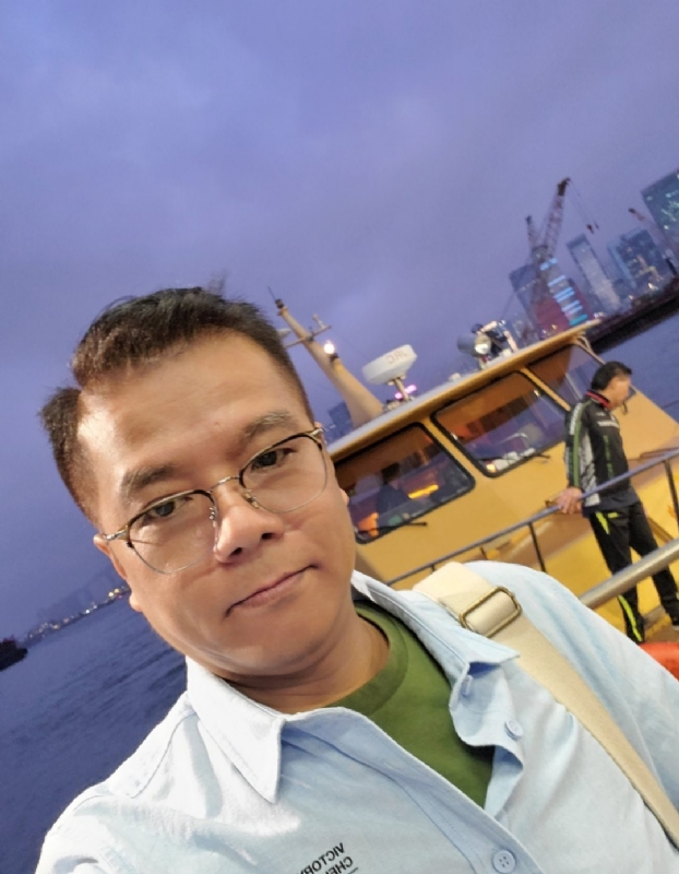 天道酬勤的第一张照片--汕头相亲服务中心