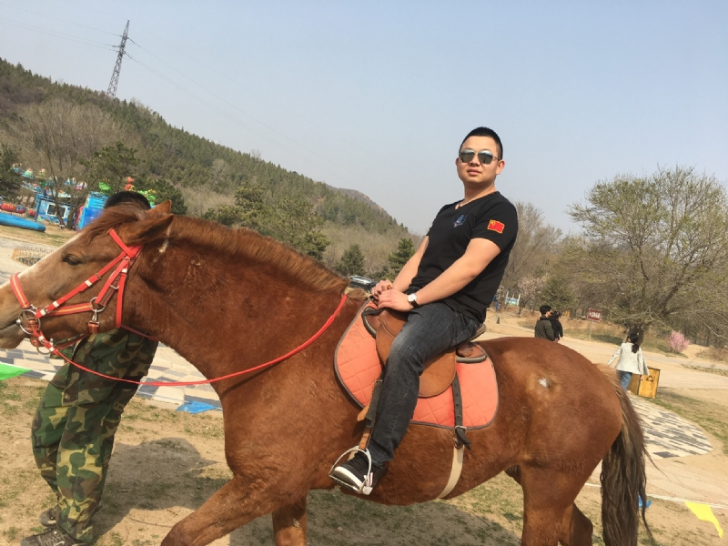 麦田的守望者的第一张照片--汕头相亲服务中心