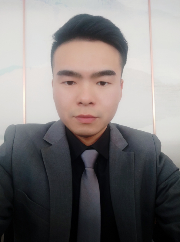 穿西装的鲨鱼的第一张照片--汕头相亲服务中心