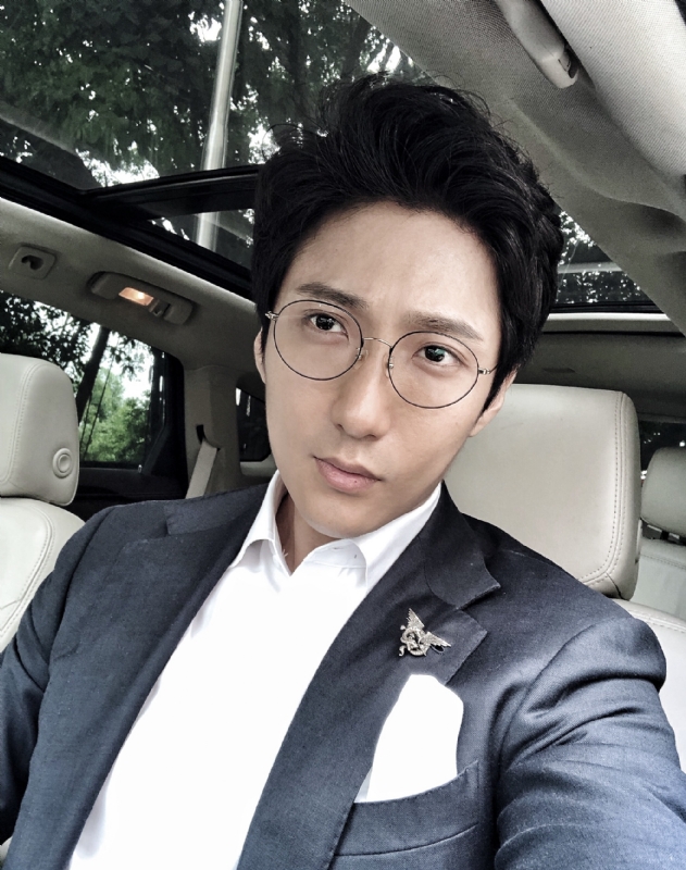 雲天的第一张照片--汕头相亲服务中心