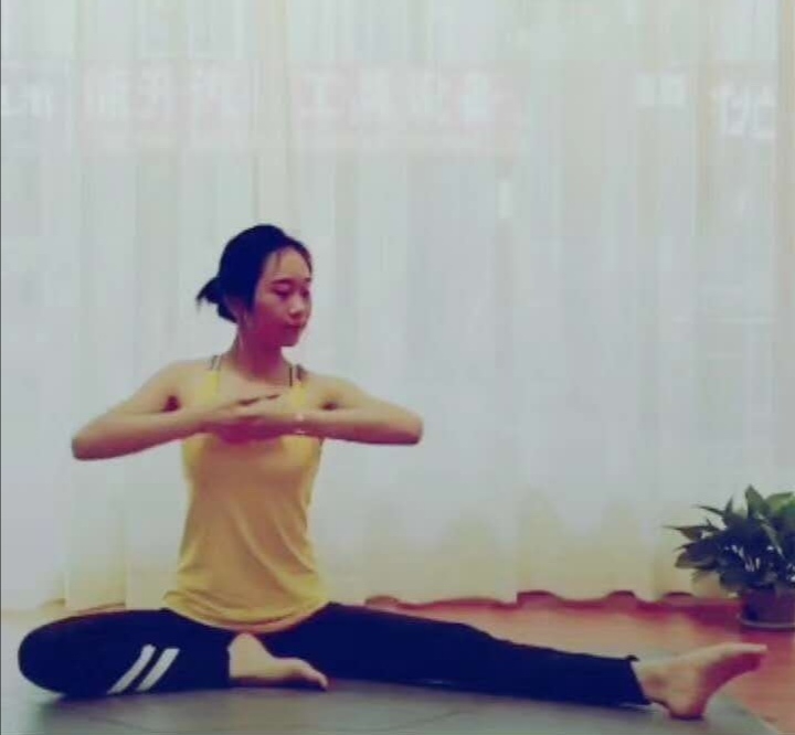 静静子的第一张照片--汕头相亲服务中心