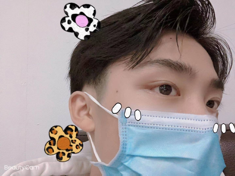 我仨儿要华为荣的第一张照片--汕头相亲服务中心