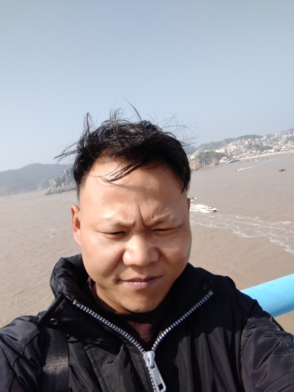 真心的第一张照片--汕头相亲服务中心