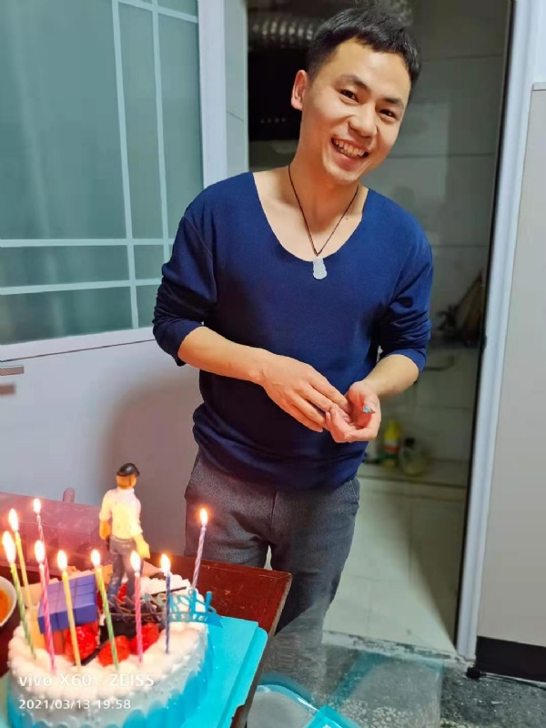 找结婚对象的第一张照片--汕头相亲服务中心