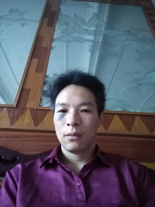 风中落叶的第一张照片--汕头相亲服务中心