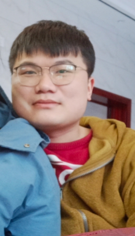 李文陆的第三张照片--汕头相亲服务中心