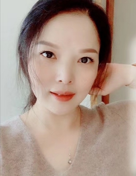 百荷的第二张照片--汕头相亲服务中心