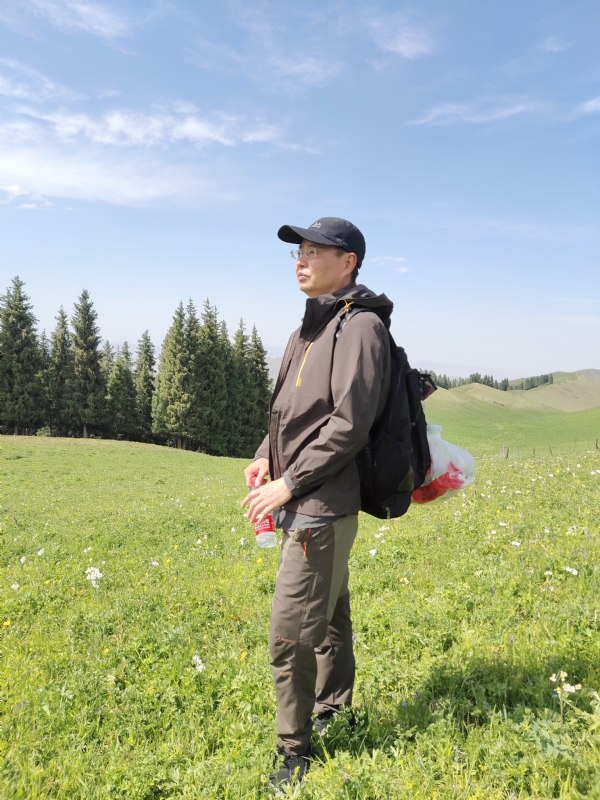 野丁的第一张照片--汕头相亲服务中心