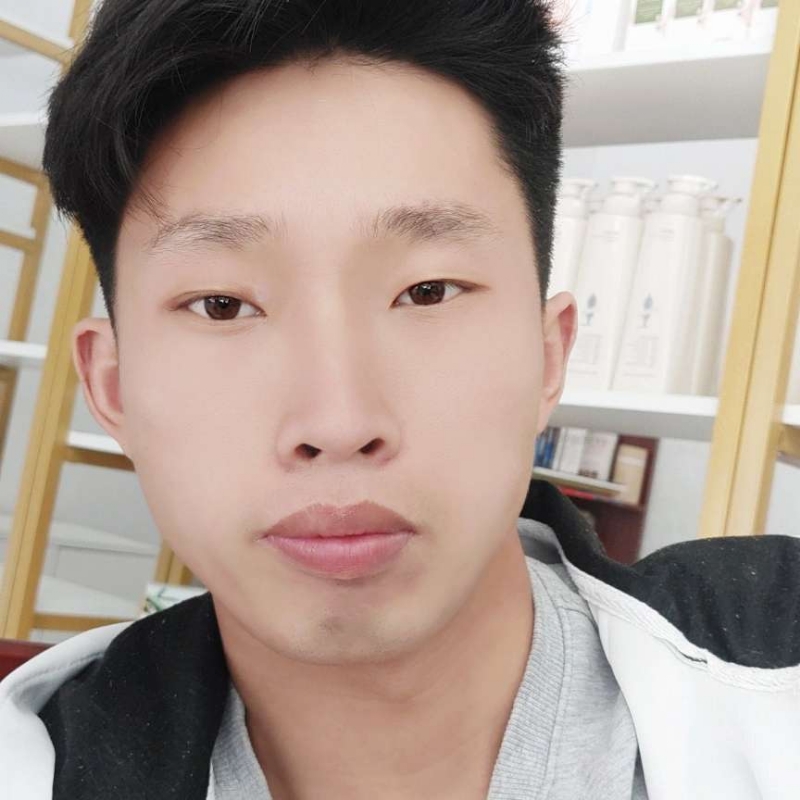 波澜不惊的第一张照片--汕头相亲服务中心