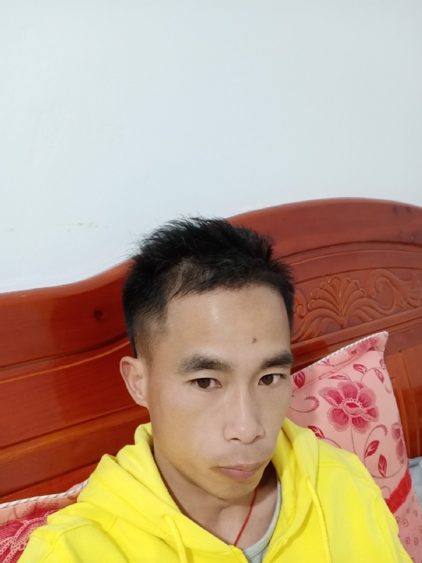 小biu崽的第一张照片--汕头相亲服务中心