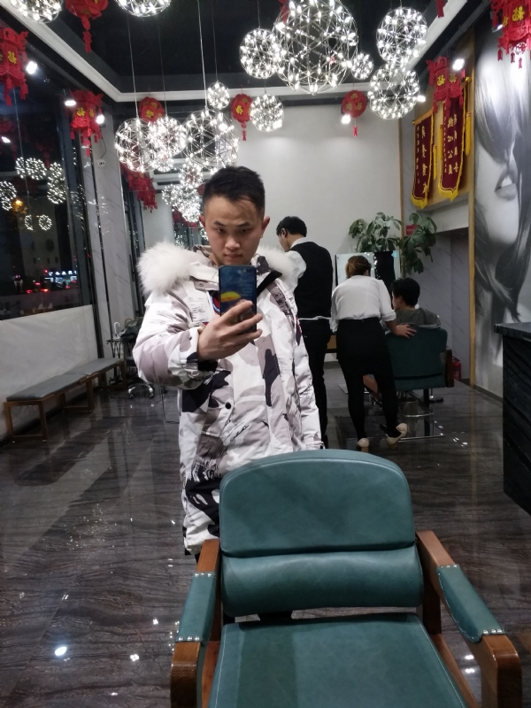 简单的第一张照片--汕头相亲服务中心