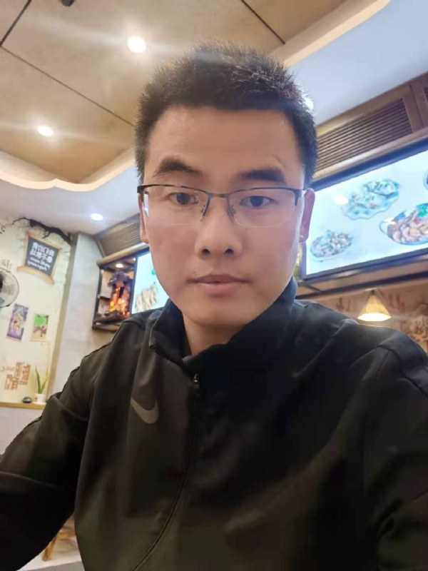 奔向幸福的第一张照片--汕头相亲服务中心