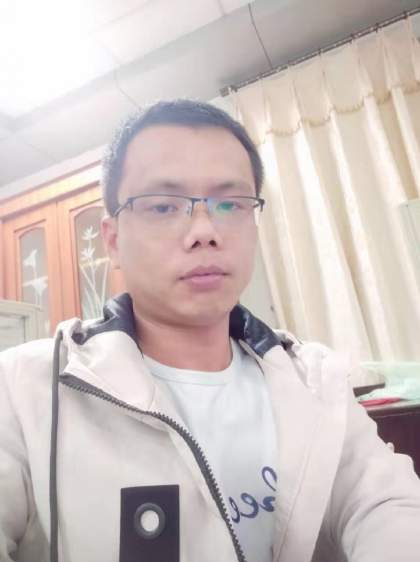 叶寒君的第四张照片--汕头相亲服务中心