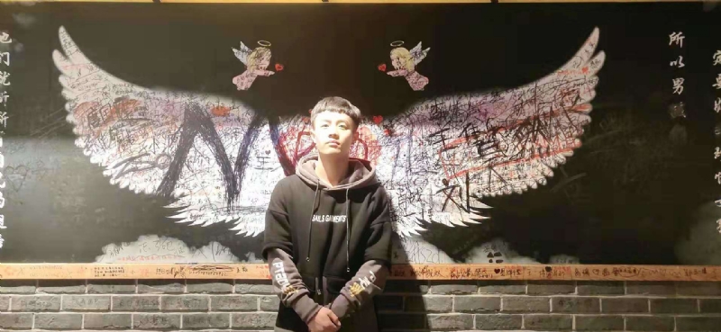 水彩画师的第一张照片--汕头相亲服务中心