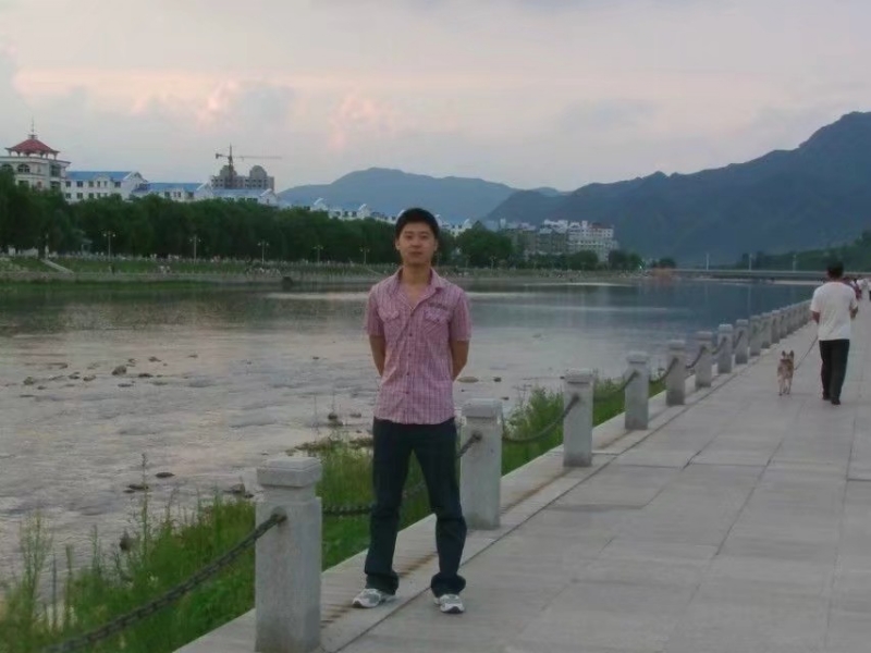 王王的第一张照片--汕头相亲服务中心