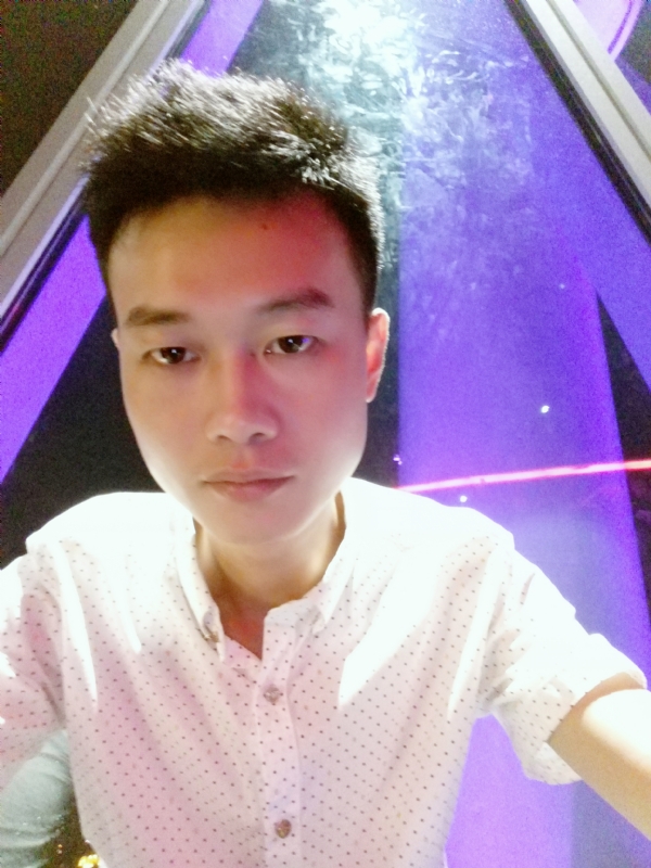 西风的第一张照片--汕头相亲服务中心